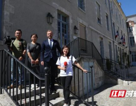 网红吃瓜西安事件视频,一场网络热议的美食与争议之旅